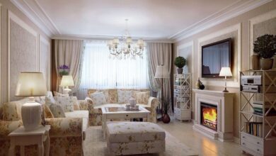 Photo of Теплая гостиная с камином и диваном